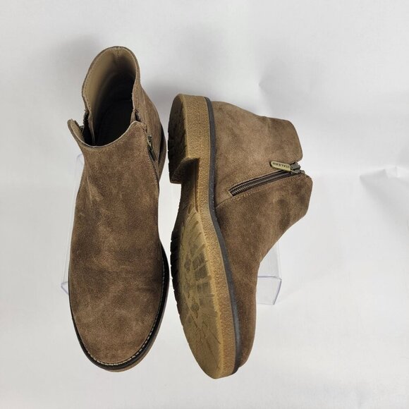 Italeau Women's 8 Foliana Italian Leather Handcrafted Waterproof Ankle Bootie - Picture 7 of 13